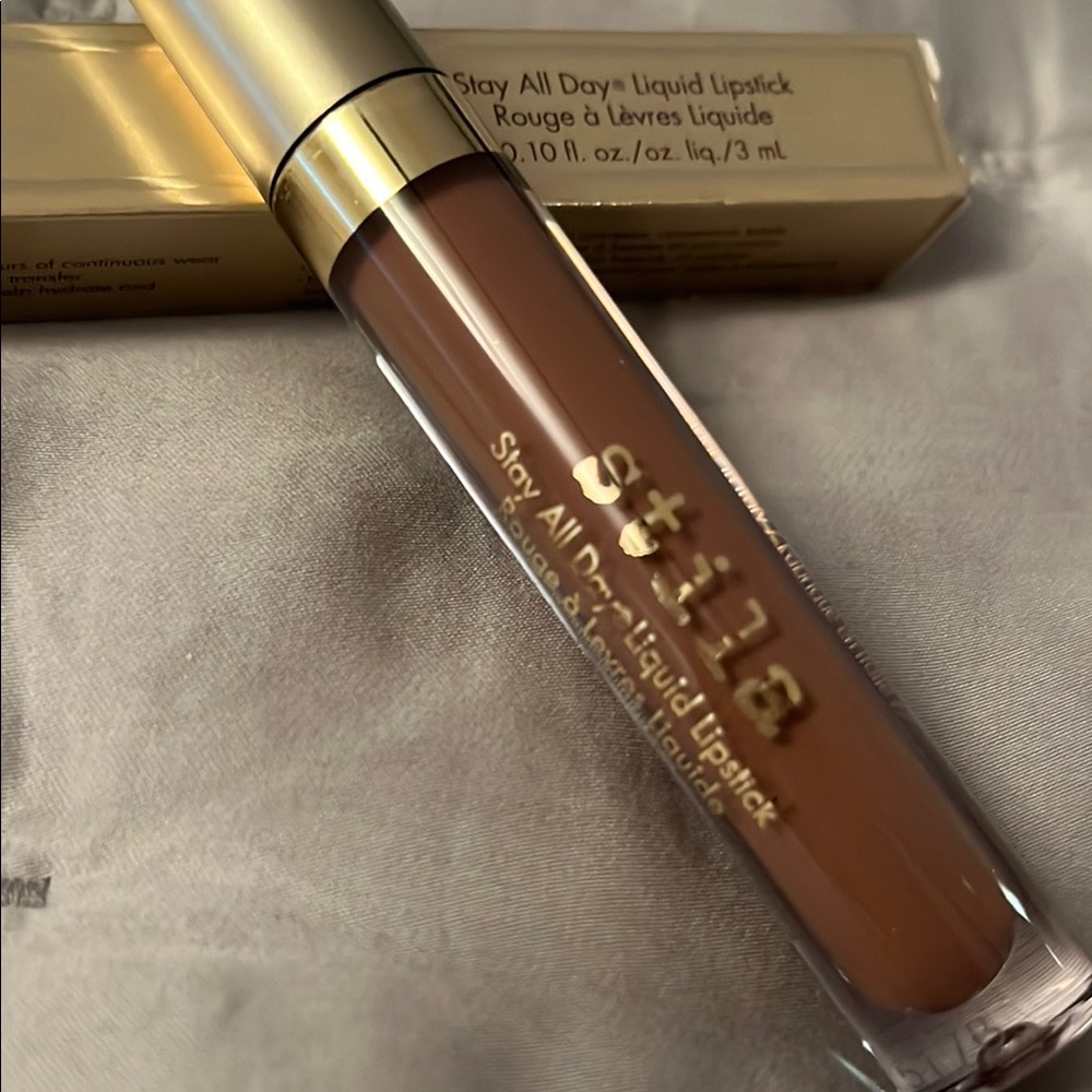 Stila Liquid Lipstick in Biscuit - New In Box! - Picture 6 of 7
